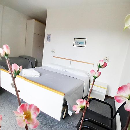 Hotel Berlino Cattolica Phòng bức ảnh