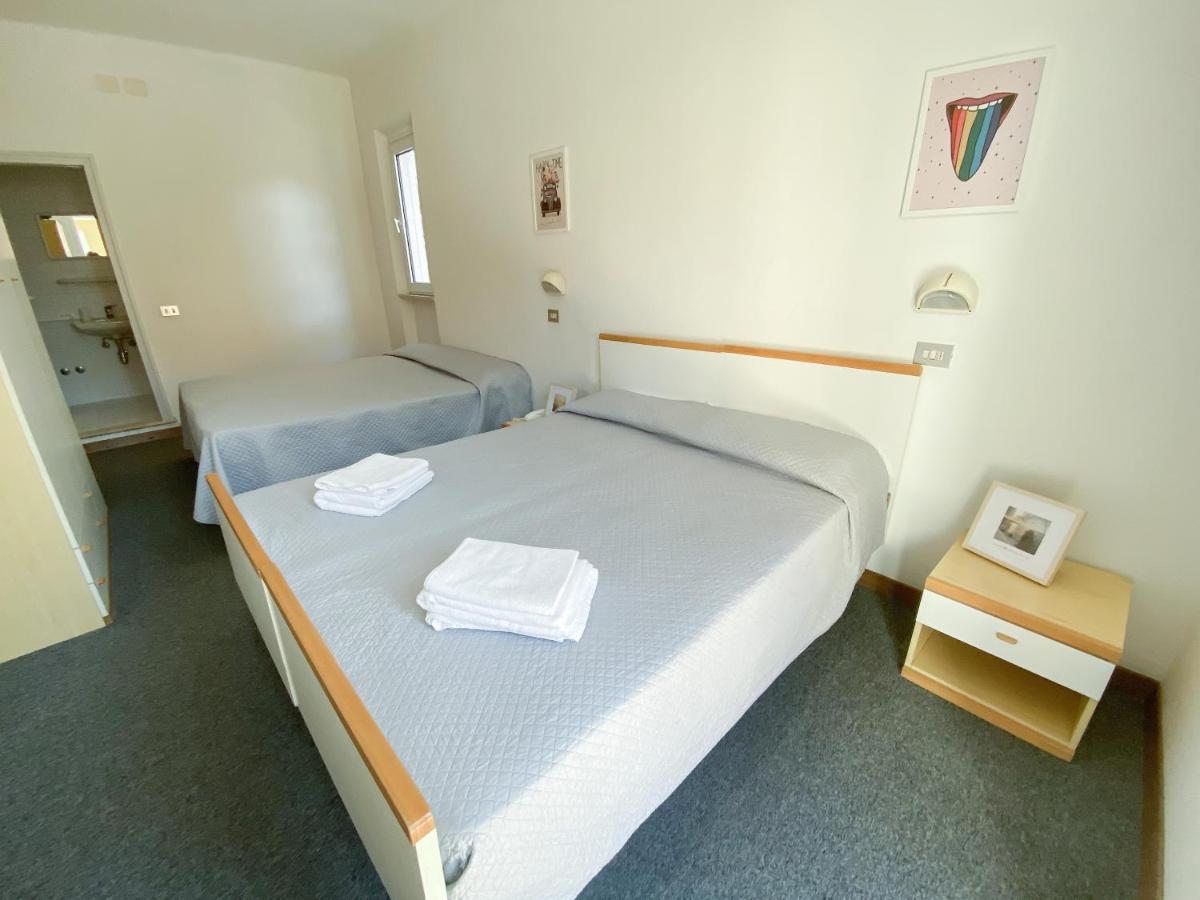 Hotel Berlino Cattolica Phòng bức ảnh