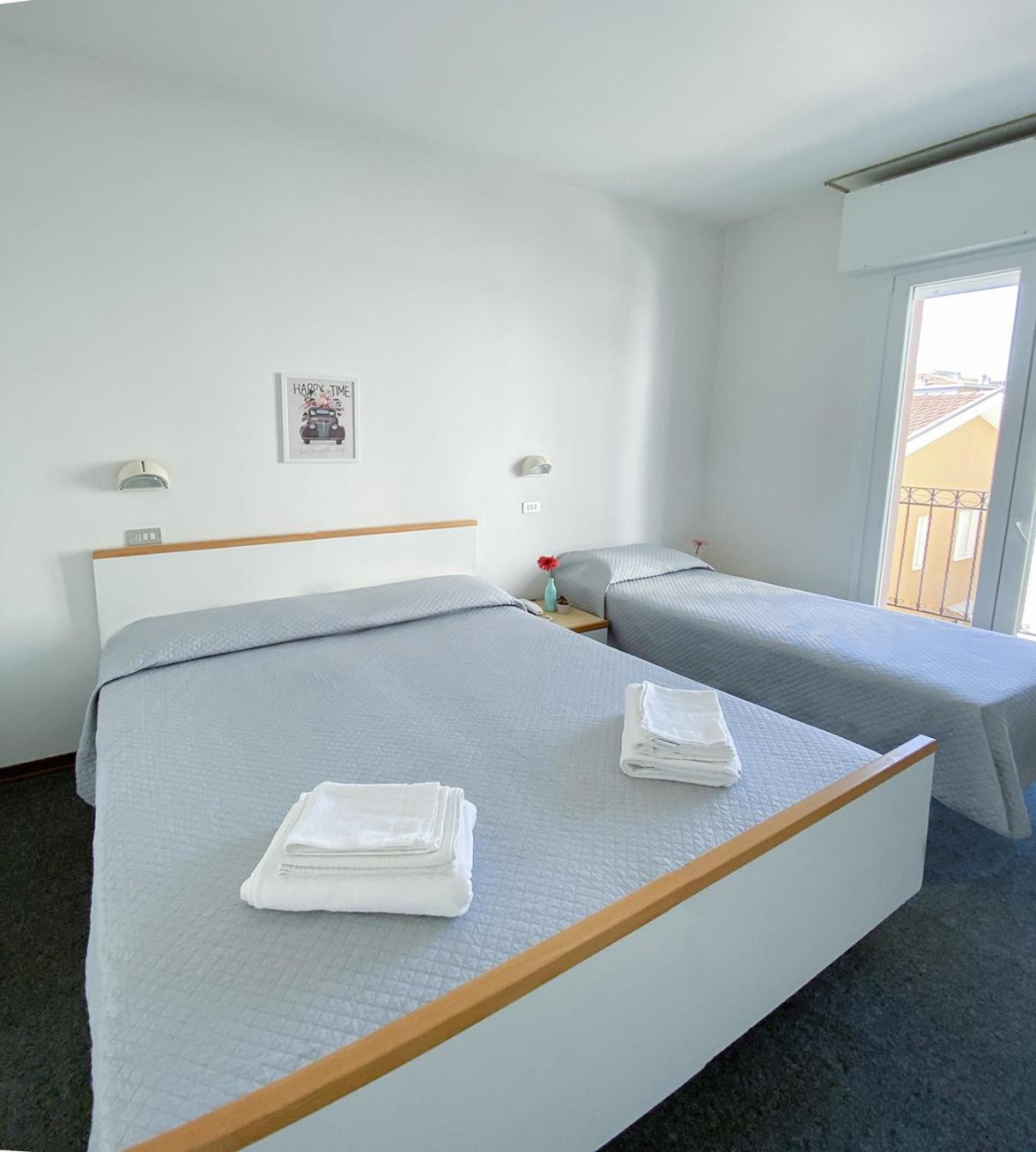 Hotel Berlino Cattolica Phòng bức ảnh