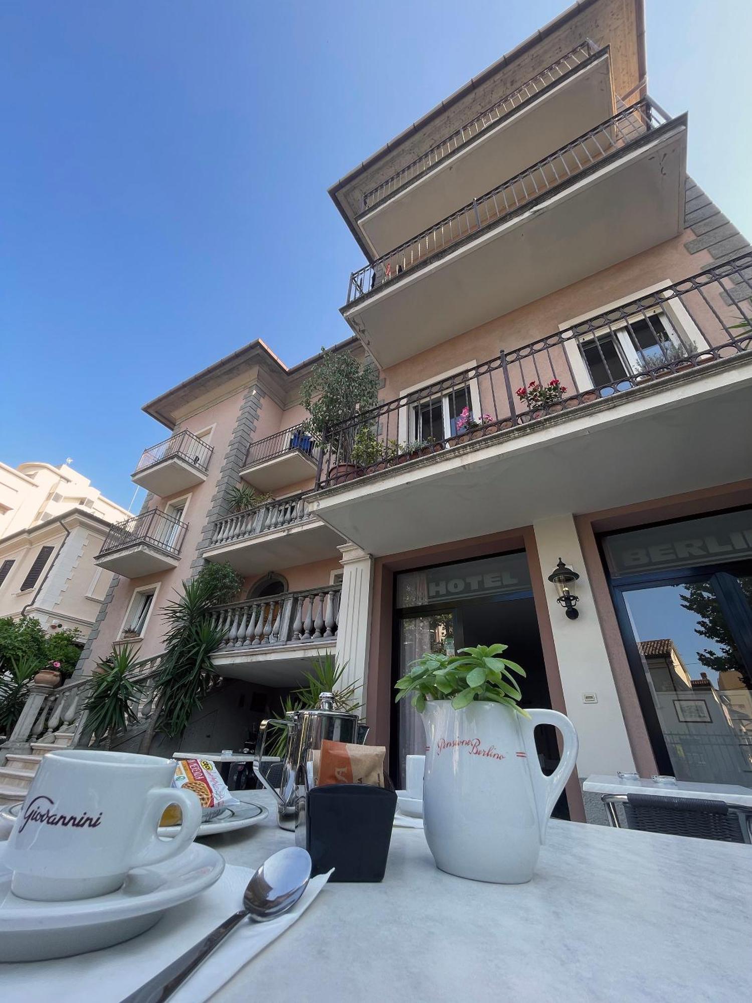 Hotel Berlino Cattolica Ngoại thất bức ảnh
