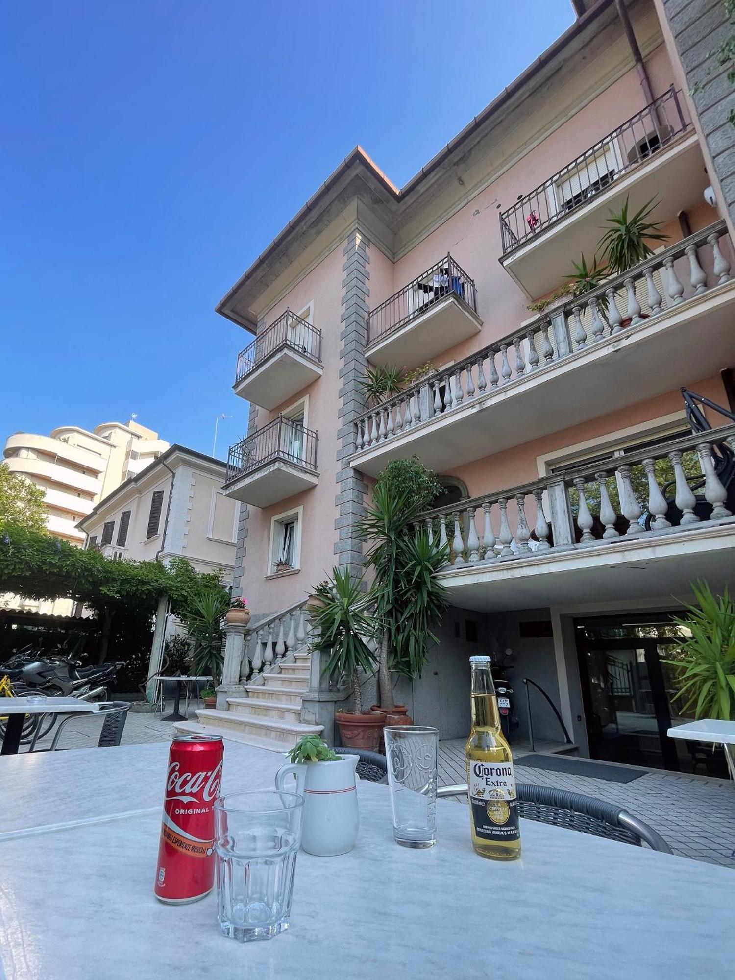 Hotel Berlino Cattolica Ngoại thất bức ảnh